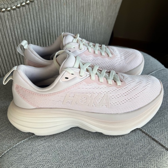 Hoka Shoes - HOKA Bondi 8